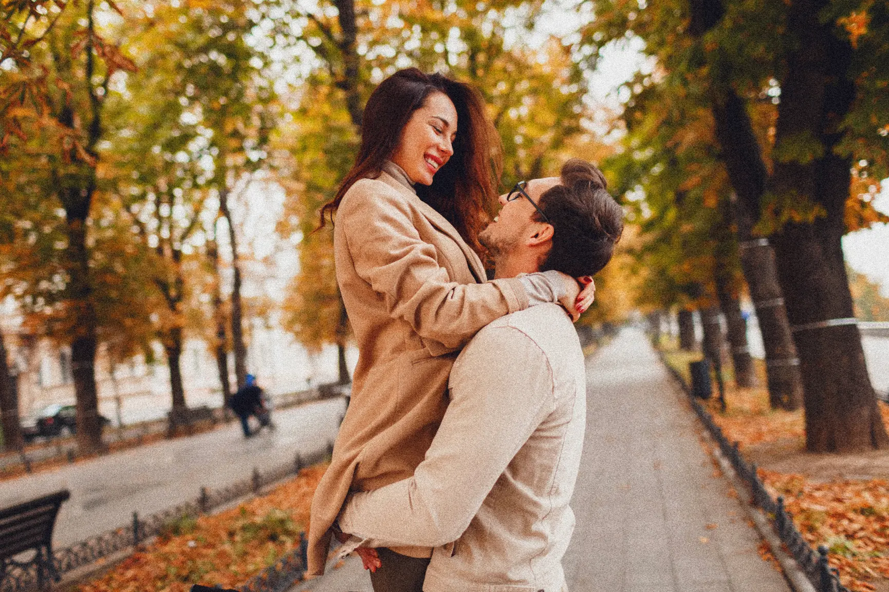 Couple heureux d'avoir choisis les services de Ml introductions à Bruxelles